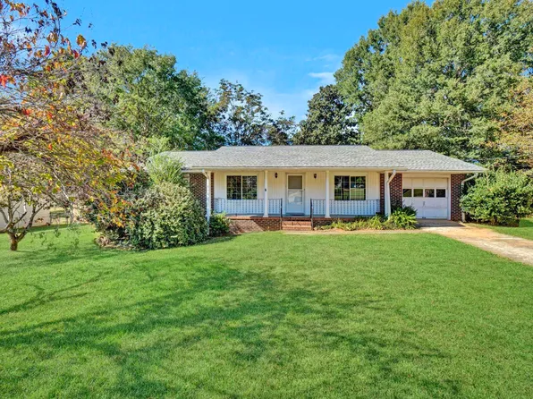 104 Mitchell St, Laurens, SC 29360