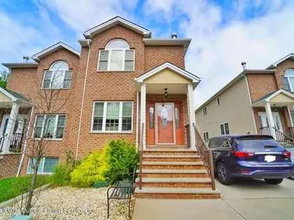 20 Moreno Ct, Staten Island, NY