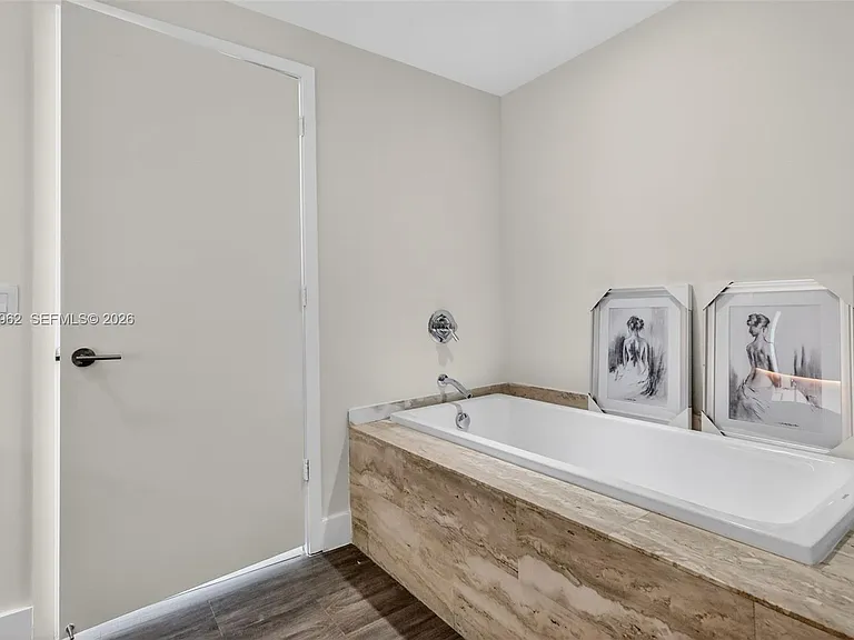 2900 NE 7th Ave #1108 — Photo 23