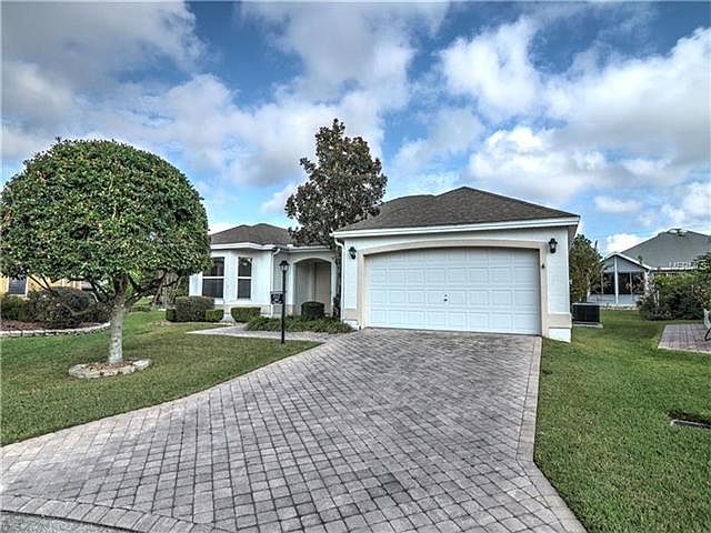 1st image of 712 Melendez Way