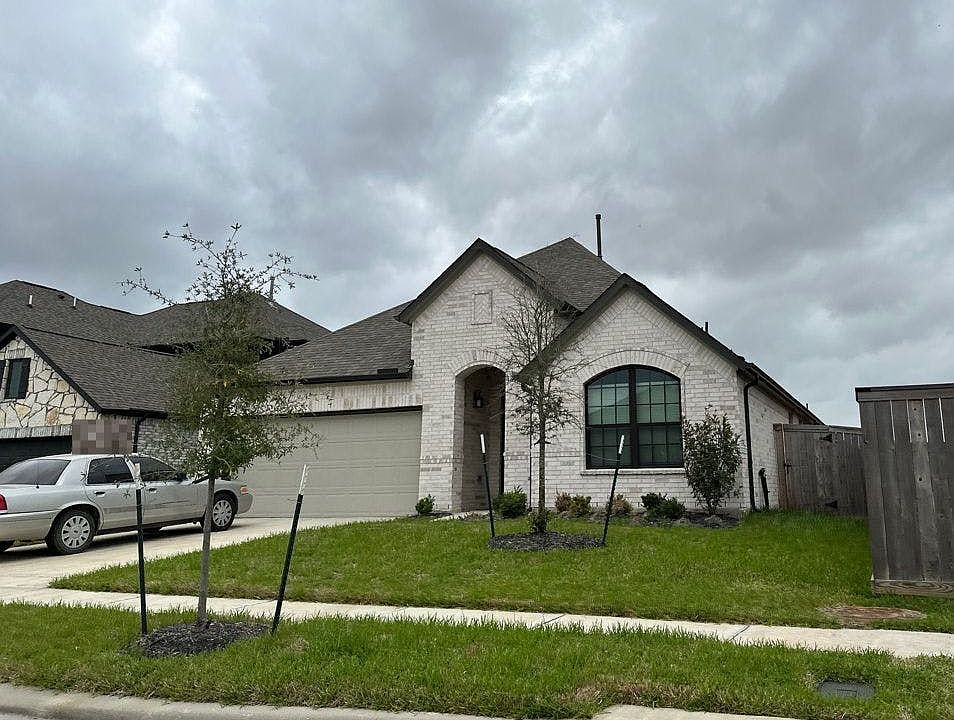 2nd image of 15631 Beltie Dr