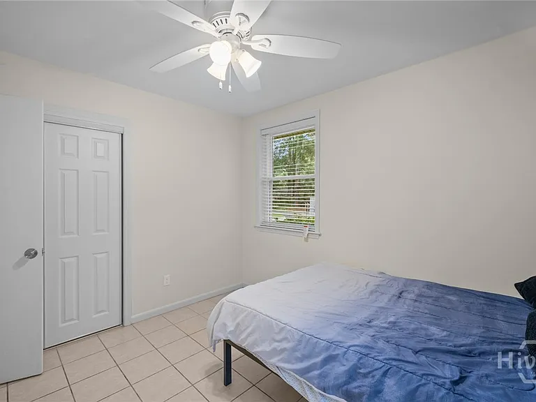 527 Red Oak Dr — Photo 13