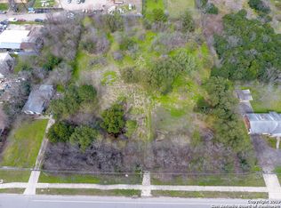511 Hot Wells Blvd, San Antonio, TX 78223