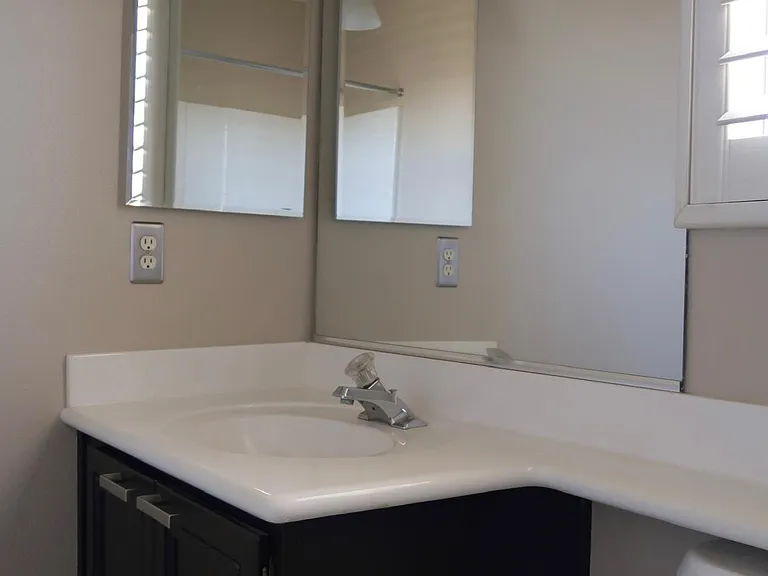 710 Elliot Peak Ave — Photo 19