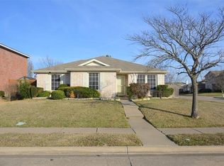 2712 Monticello Ln, Lancaster, TX 75134