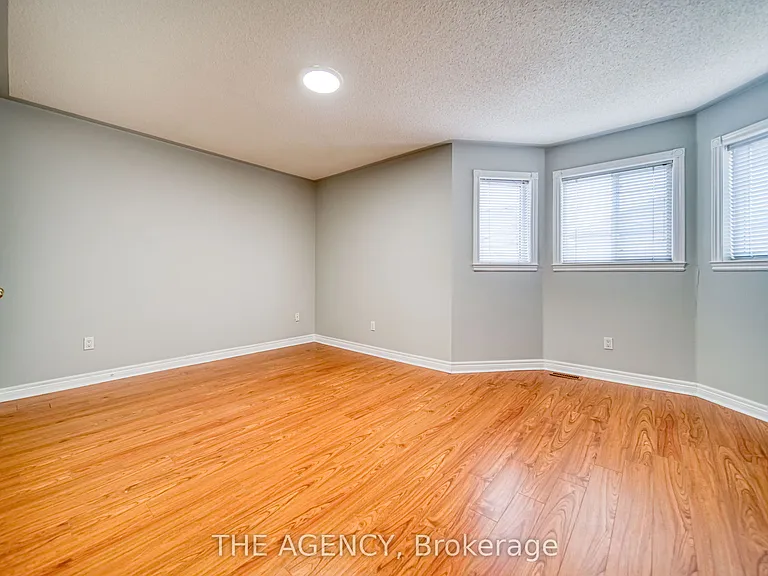 48 Chiara Dr #MAIN — Photo 21