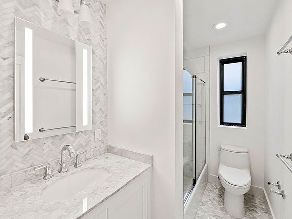 5th image of 225 E 74th St APT 6P
