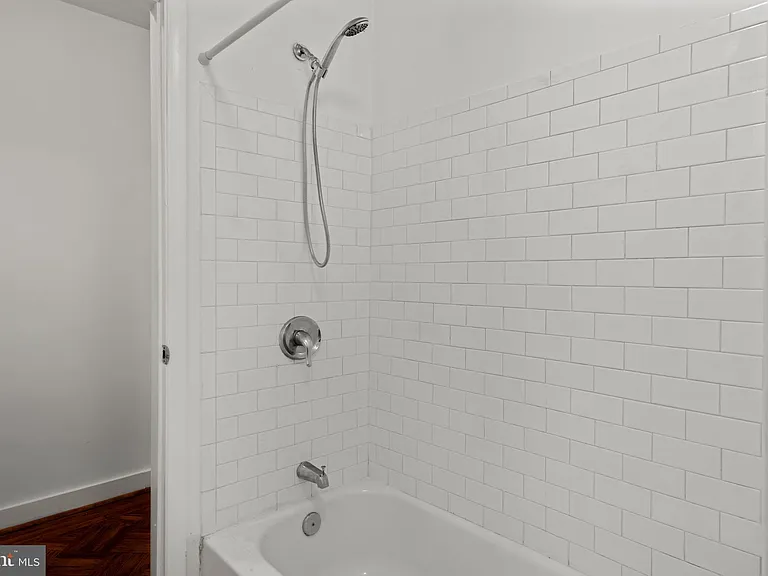 4617 Locust St #1 — Photo 11