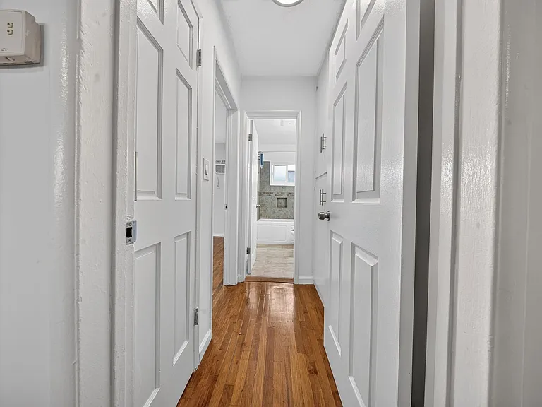 11330 Ohio Ave — Photo 15