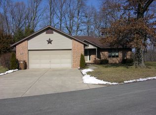110 Van Tassel Dr, Monticello, IN 47960