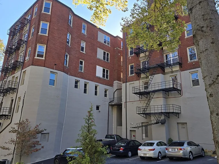 334 Forest Ave #A1 — Photo 35