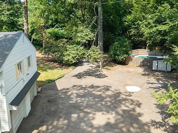 3rd image of 355 Brush Hill Rd