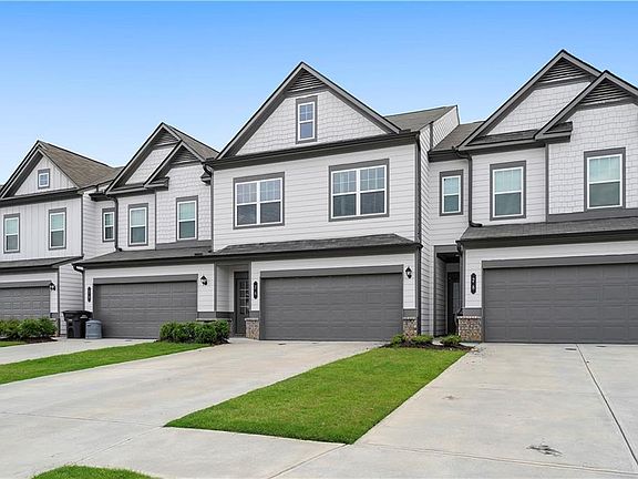 3rd image of 26 Felton Walk Blvd