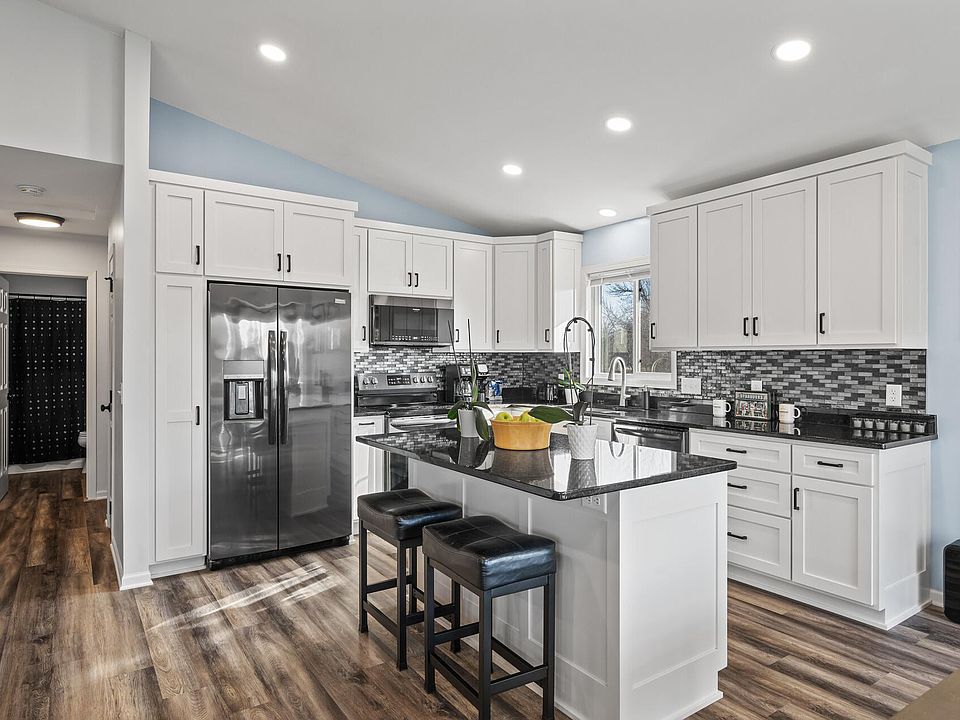 11970 Jonquil St NW, Coon Rapids, MN 55433 | Zillow