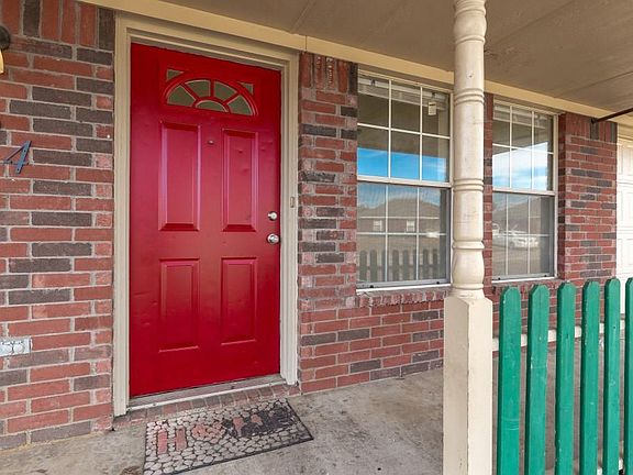 3rd image of 124 Liesa St
