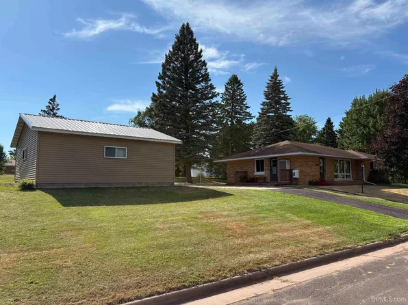606 1st Ave N, Hurley, WI 54534