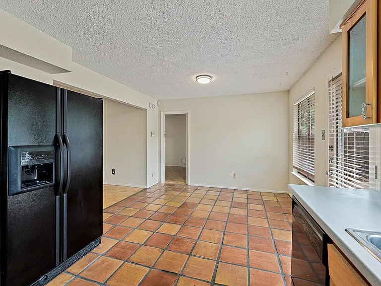 8022 Scotland Yard — Photo 14