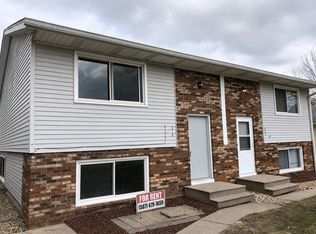 720 7th St #720, Colona, IL 61241