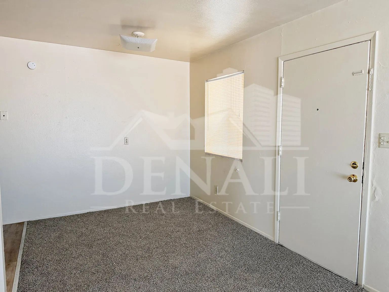 1 bed, 1.0 bath, 515 sqft, $895 — Photo 2