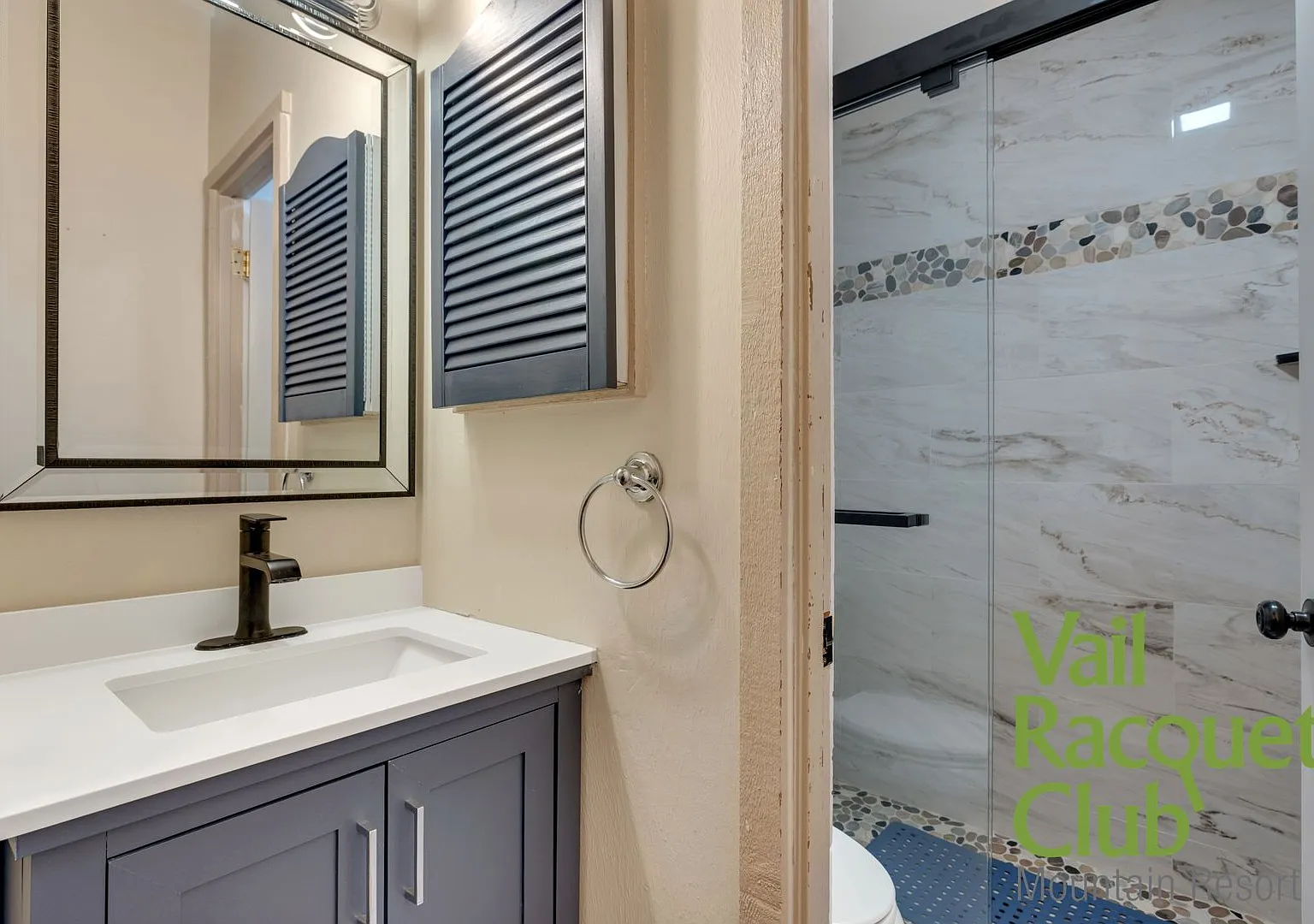 1BR/1BA East Vail - Annual Lease - Available Now — Photo 1
