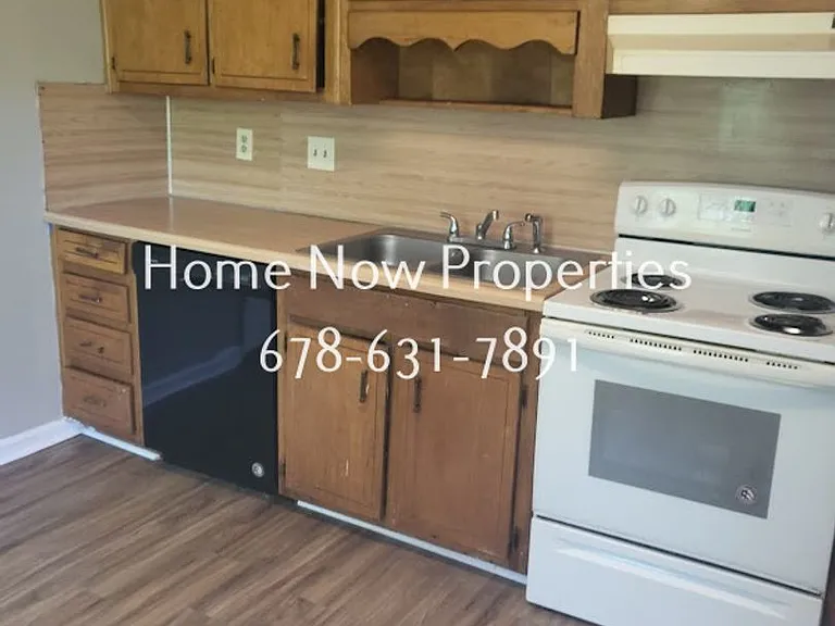 Southgate Way - 3540 Ranch — Photo 9