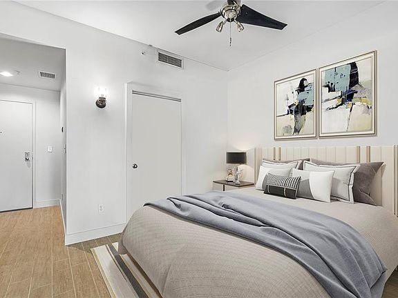 2nd image of 1120 E KENNEDY BOULEVARD #1417