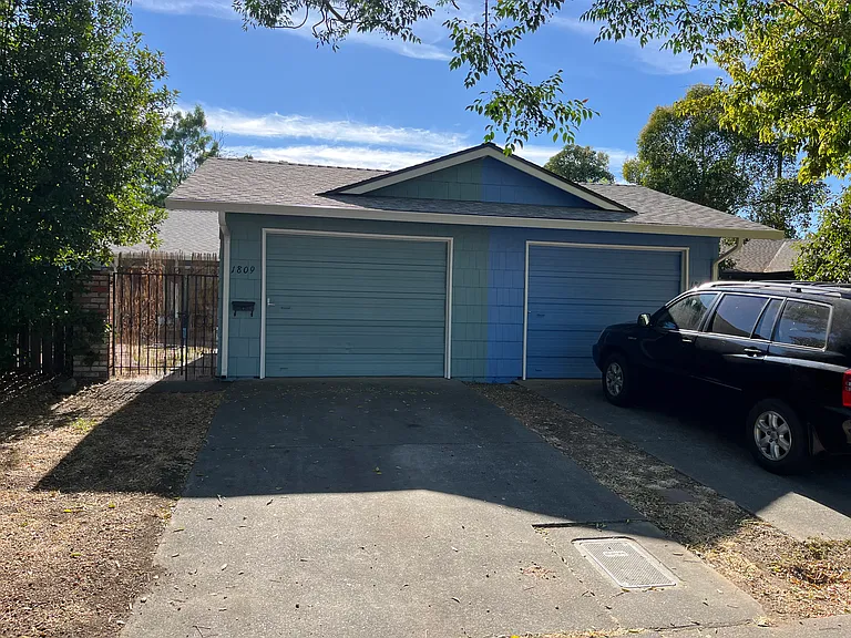 1809 Monarch Ln — Photo 15