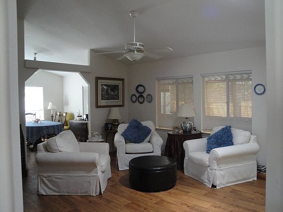 5th image of 1120 Pepper Dr #1