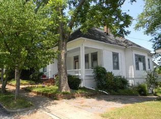 11 Buchanan St, Newnan, GA 30263