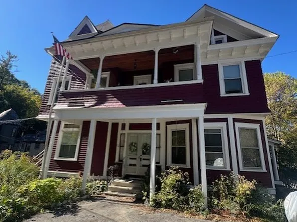 31 Dover St #2R, North Adams, MA 01247