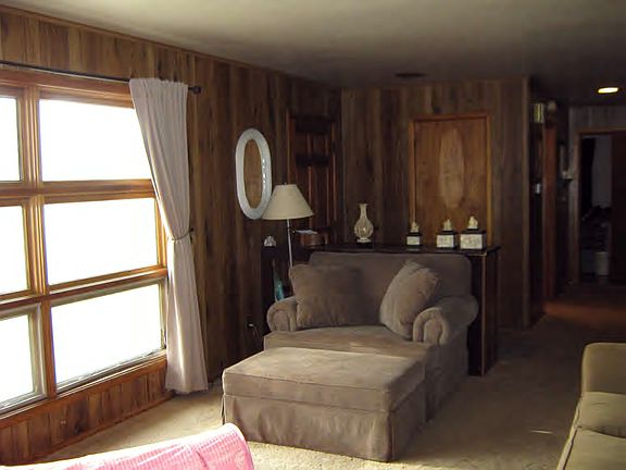 2nd image of 2815 Baumgart St