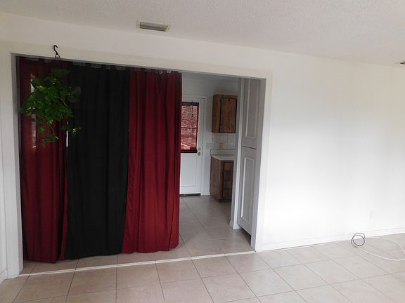 main into kitchen/laundry