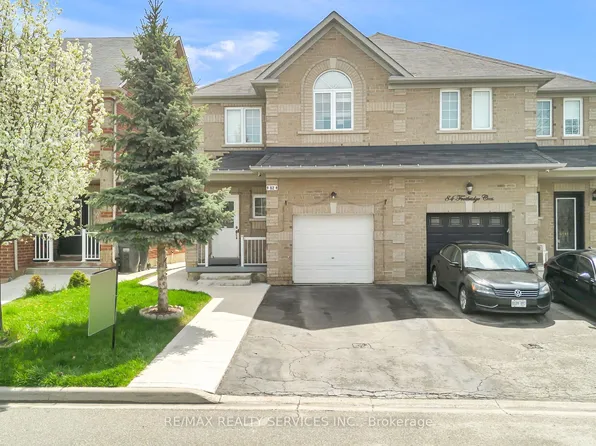 82 Footbridge Cres, Brampton, ON L6R 0T8