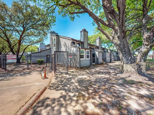 9696 Walnut St APT 101, Dallas, TX 75243