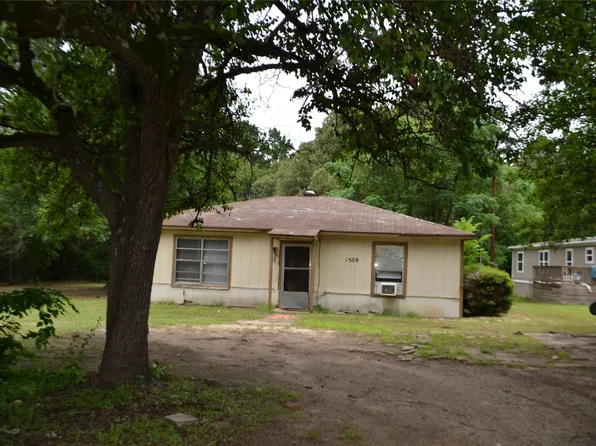 1508 Highway 135 E, Overton, TX 75684