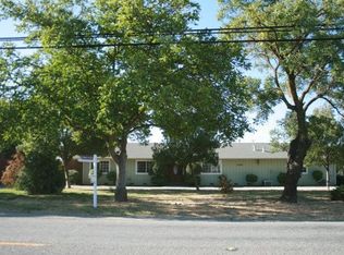 1290 E San Martin Ave, San Martin, CA