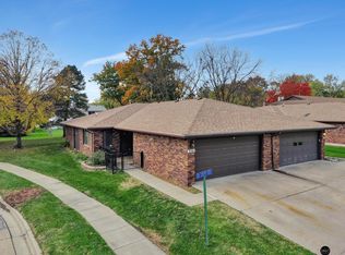 201 N 75th Ct, Lincoln, NE 68505