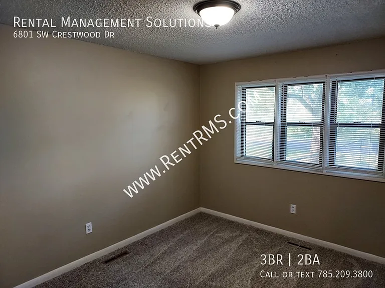 6801 SW Crestwood Dr — Photo 13