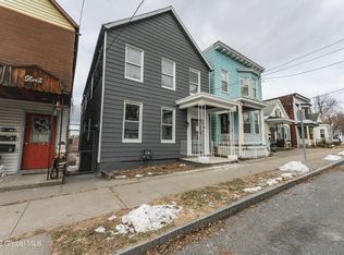 1015 3rd St, Rensselaer, NY 12144