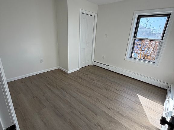 3rd image of 1400 Kennedy Blvd #8