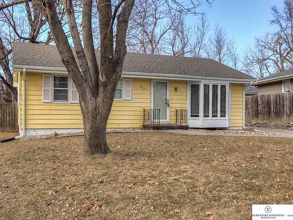 3rd image of 7710 Richmond Dr