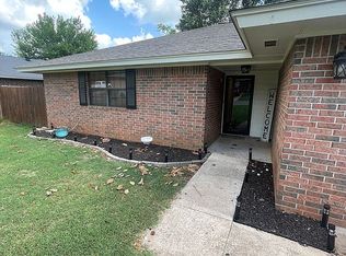 914 Mockingbird Ln, Purcell, OK 73080