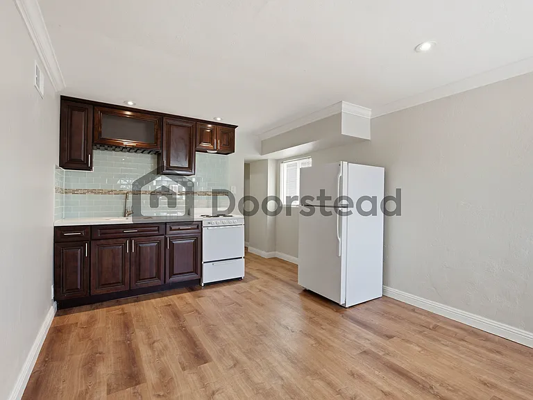 470 Westmoor Ave — Photo 13