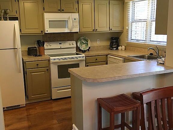 5th image of 307 Bramlett Blvd APT 19