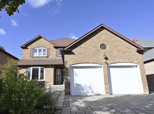 24 Beasley Dr, Richmond Hill, ON L4C 7Z2