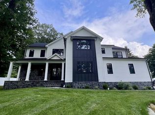 164 Spring Valley Rd, Park Ridge, NJ 07656