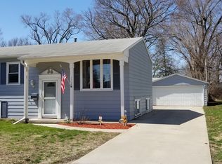 1308 Mary Ave, Rock Falls, IL