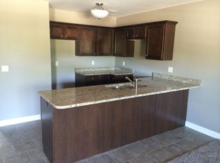 6750 N Frostwood Pkwy, Peoria, IL 61615