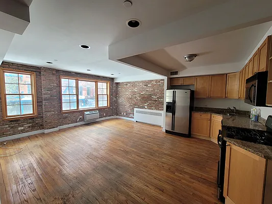 Rented by ONE Manhattan Real Estate | media 5