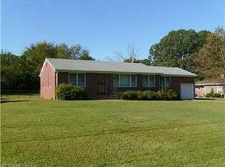 1817 Jack Frost Rd, Virginia Beach, VA 23455